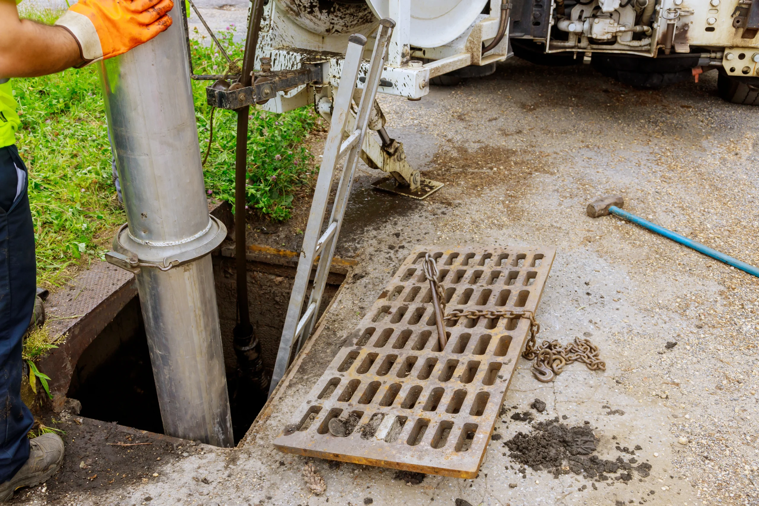 commercial sewage cleaning brisbane